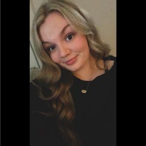 Meet your Posher, Mandy